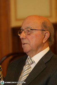 Dr. Röhlich Pál professor emeritus