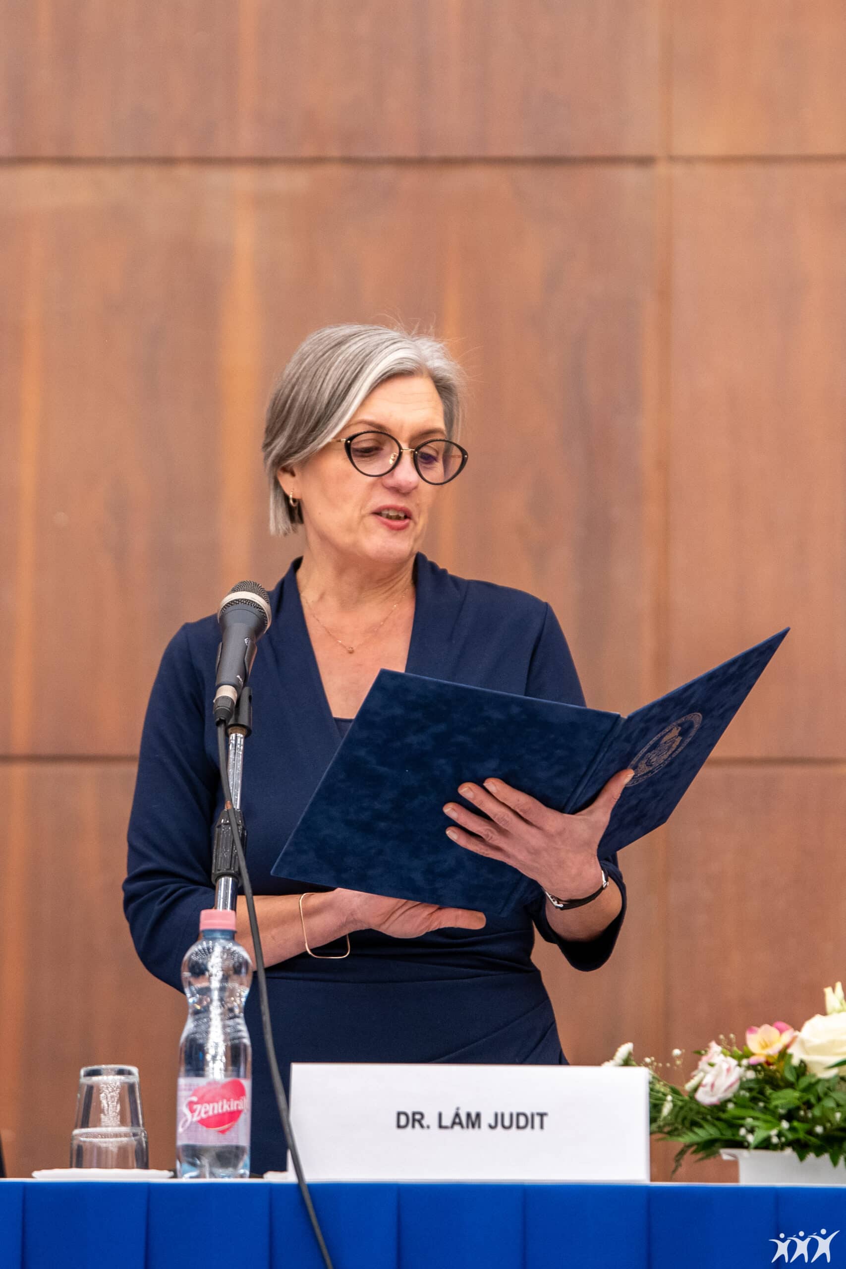 Dr. Lám Judit, EKK-általános dékánhelyettes