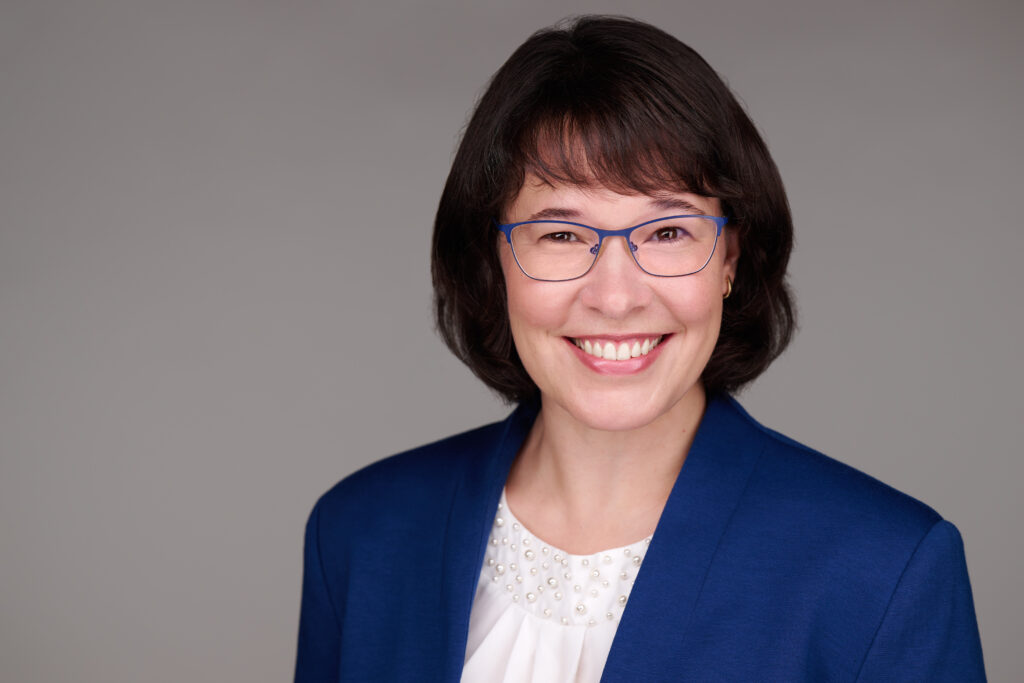 Dr. Pénzes Melinda