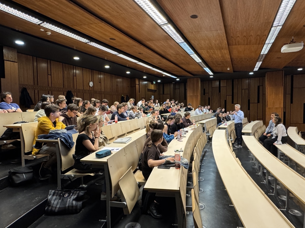 A jelen és a jövő gyógyítása: adatvezérelt egészség és mesterséges intelligencia kurzus 2025-ben