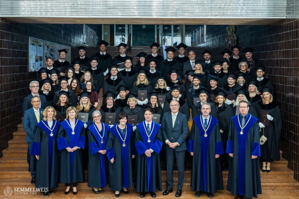 levelező egészségügyi menedzser hallgatók (EMSc23)