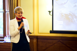 Dr. Mária Molnár Judit presenting SE
