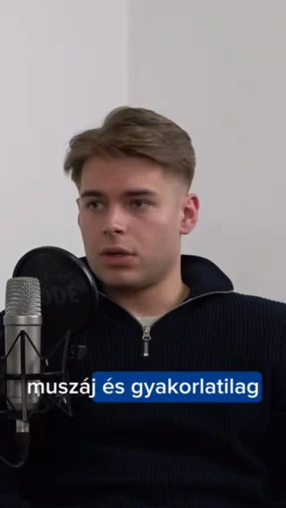 Elindult a Szóval… podcast sorozat!
Sztorik – Szakmák – Szemlélet másképp.😍💙
Izgalmas témák, inspiráló vendégek és valódi történetek várnak Rátok minden epizódban!
Az első rész vendége Koós Gábor, a Hallgatói Önkormányzat oktatásért felelős alelnöke, aki 2024-ben elnyerte az Év Medikusa címet.🤭✨
Gáborral az orvosi egyetem kihívásairól, élményeiről és a hallgatói életről beszélgettünk – őszintén, motiválóan, saját szemszögéből.💙

✨Nézd meg a teljes adást a YouTube-on:
Semmelweis Students’ Union (HÖK) csatornáján!✨
https://youtu.be/ho_mkiPlFG4