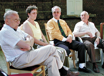 200510142.jpg