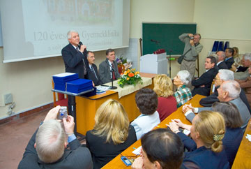 200512032.jpg