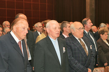 200612033.jpg