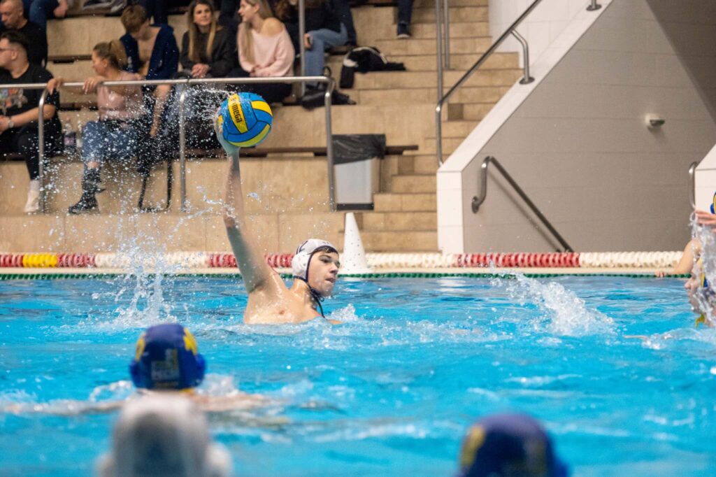 Kondor Zétény az IFI csapatban 22 meccsen 57 gólnál jár!