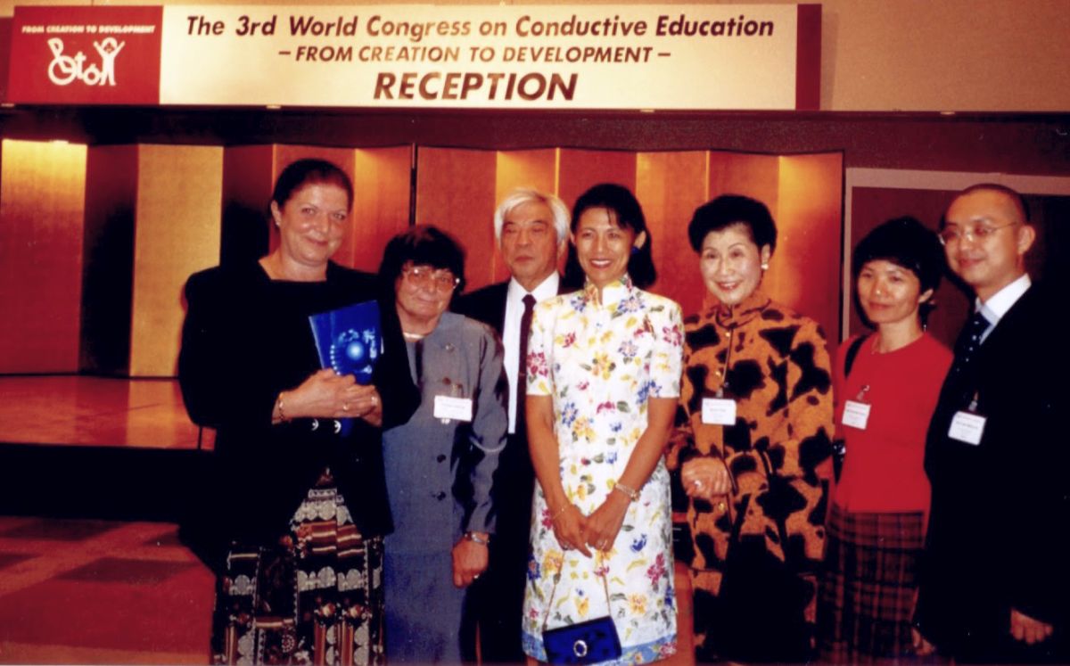 A 3. Konduktív Világkonferencia japán delegációja 1999